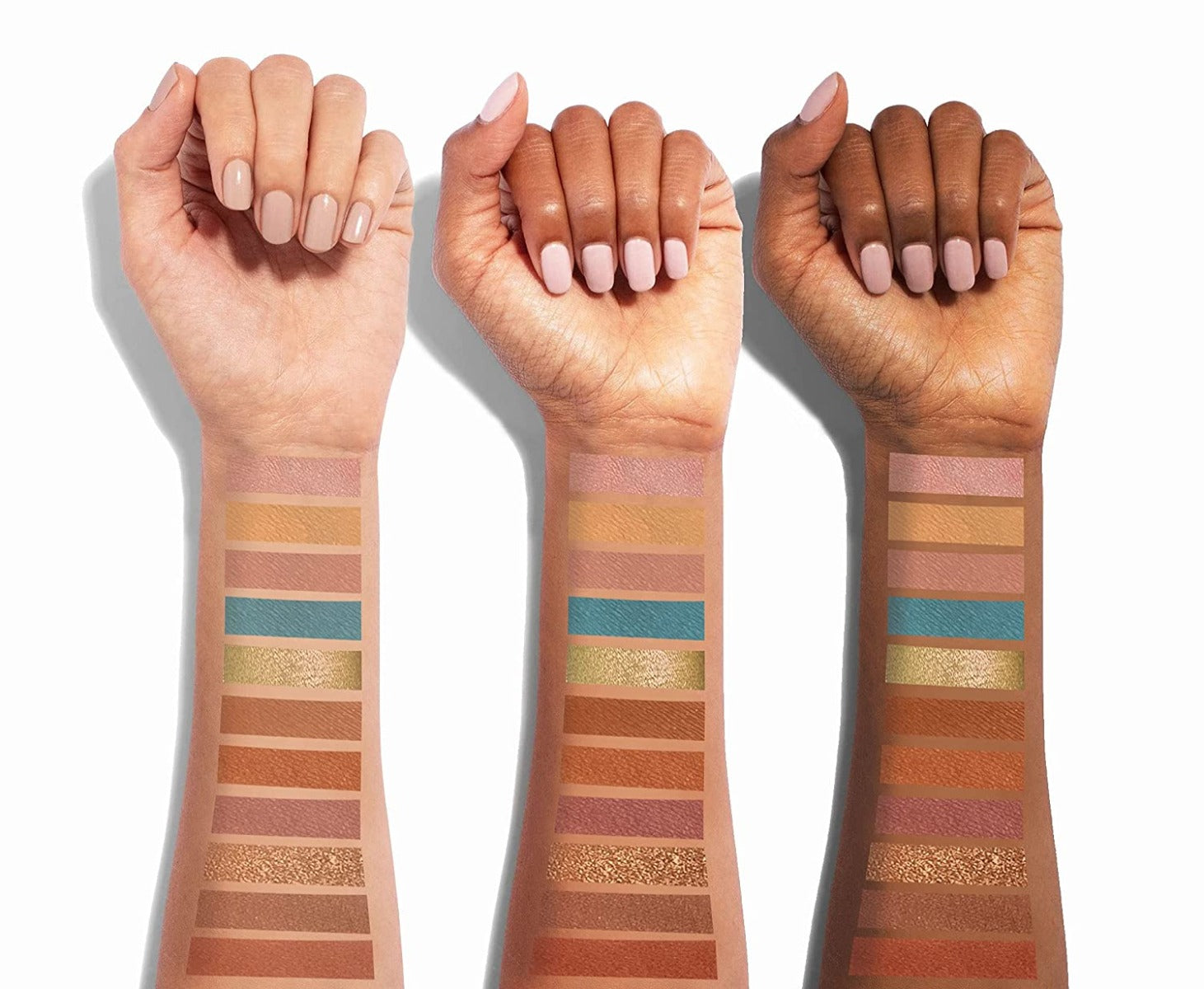 bellapierre 35 Color Eyeshadow Palette. Mineral-Based & Light-Weight Formula. Non-Toxic & Paraben Free. TrueSkinity