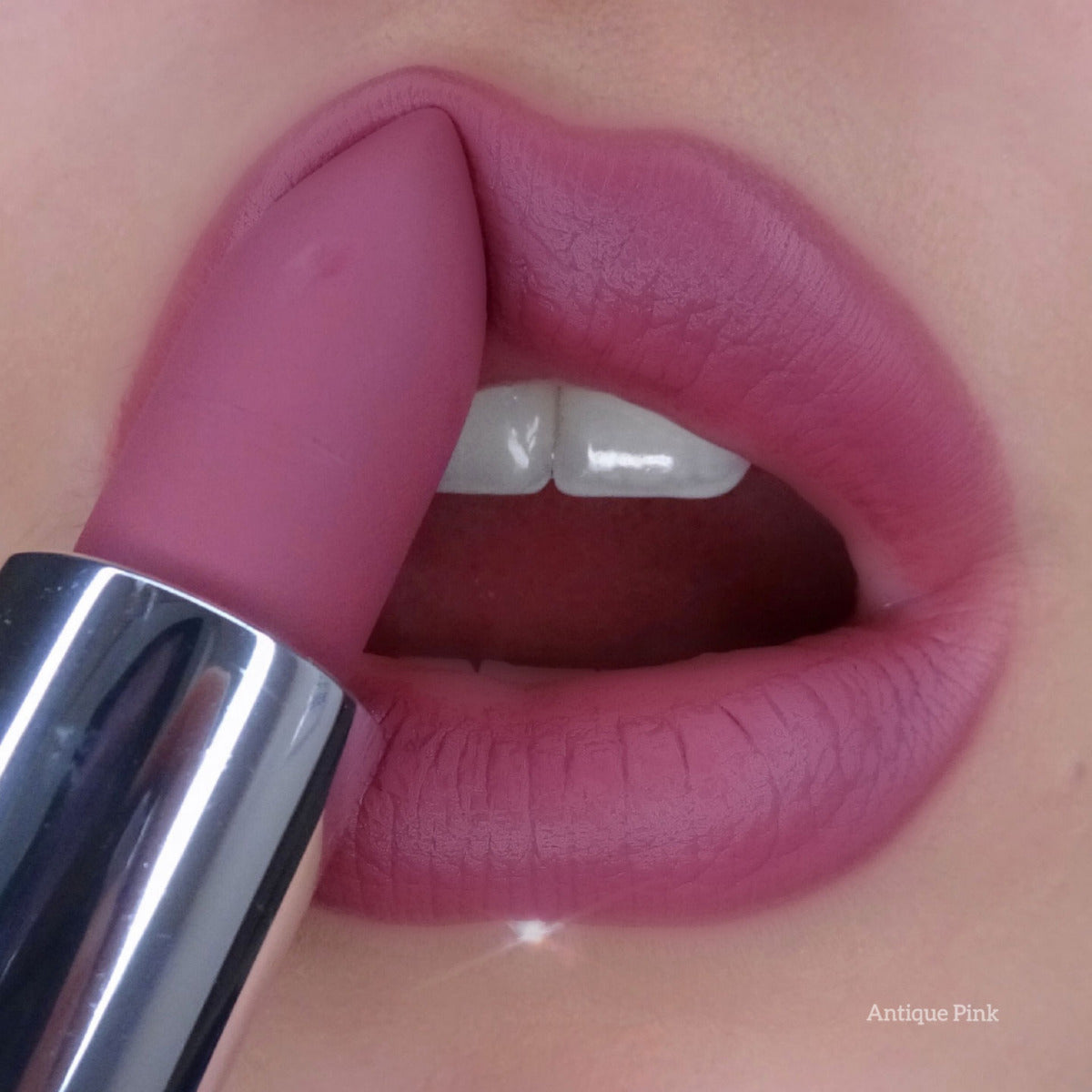 bellapierre Mineral Lipstick. All natural with mineral pigments, iron oxides and Vitamin C & Vitamin E for luscious, flawless lips.