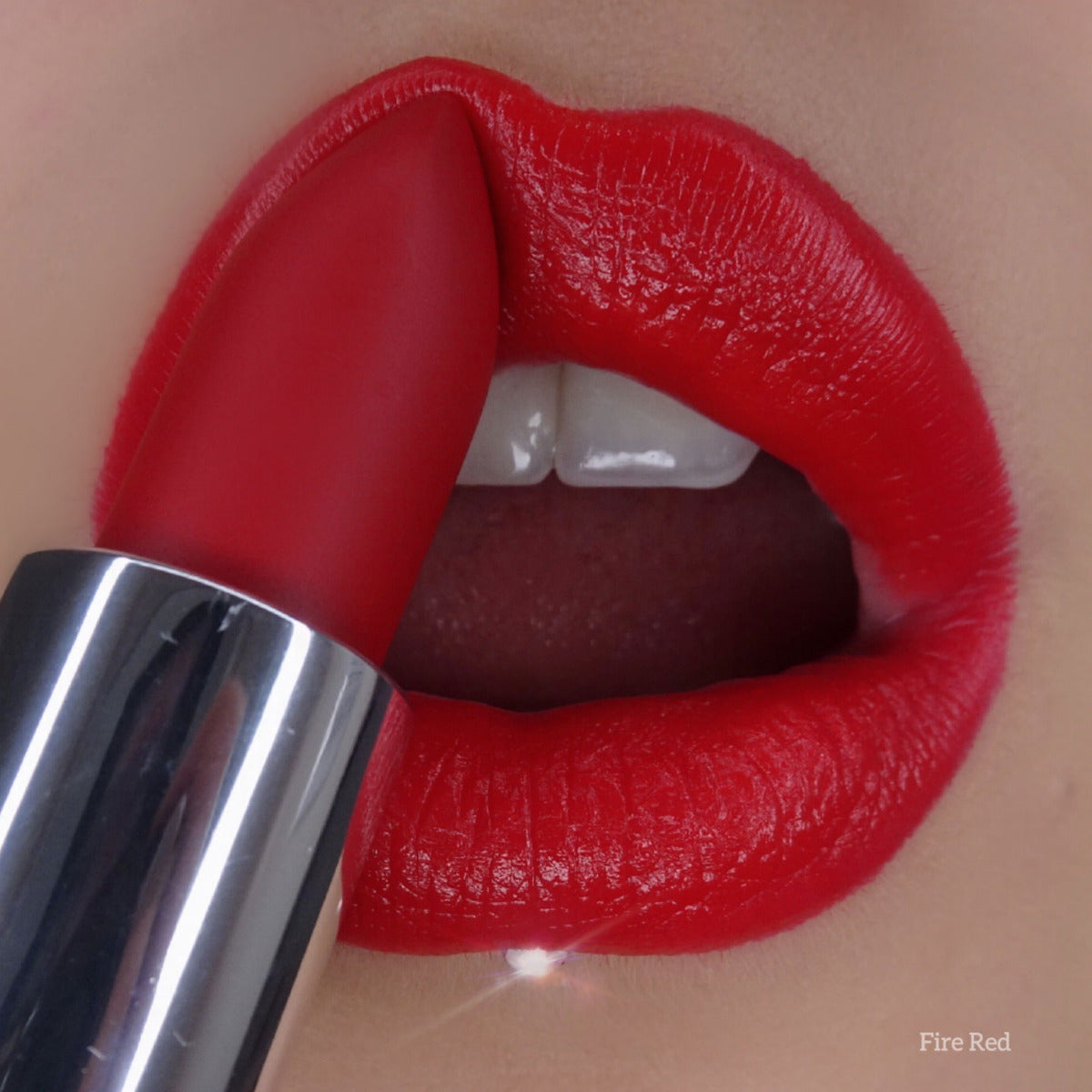 bellapierre Mineral Lipstick. All natural with mineral pigments, iron oxides and Vitamin C & Vitamin E for luscious, flawless lips.